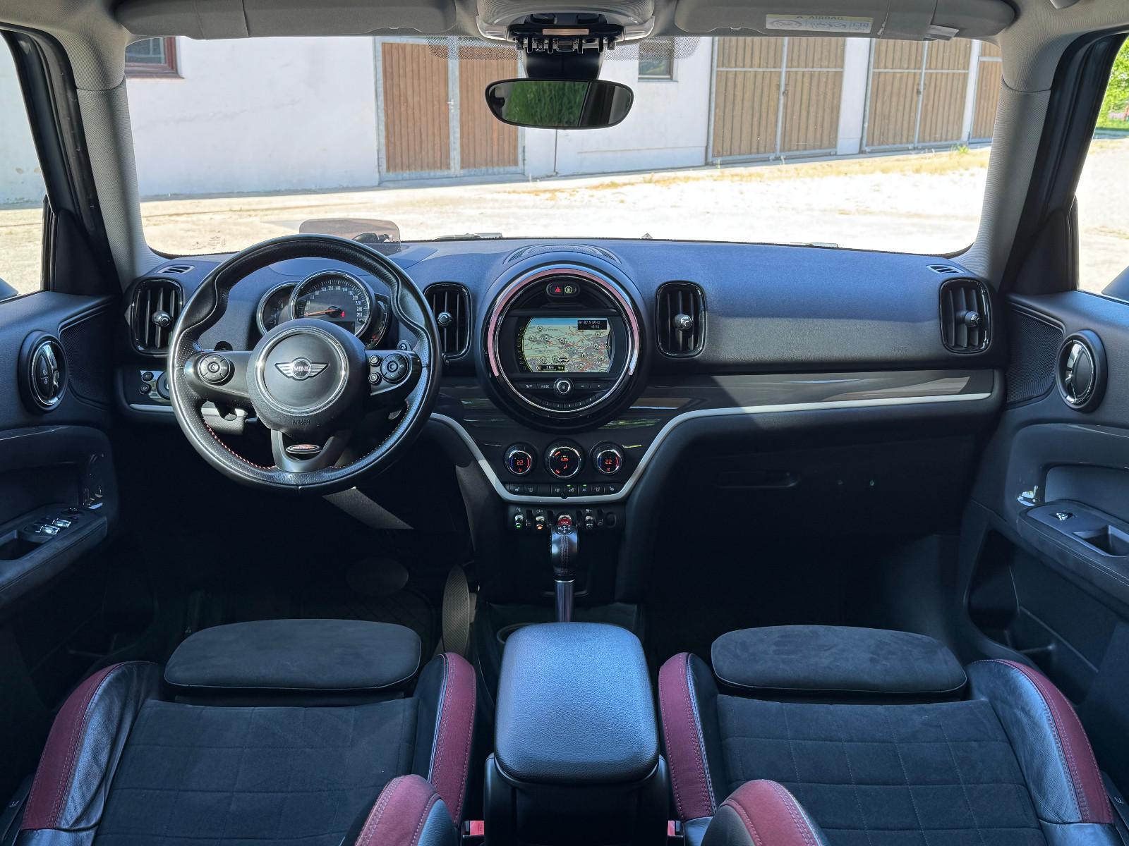 MINI Countryman S Aut. LED Pano AHK HeadUp Leder