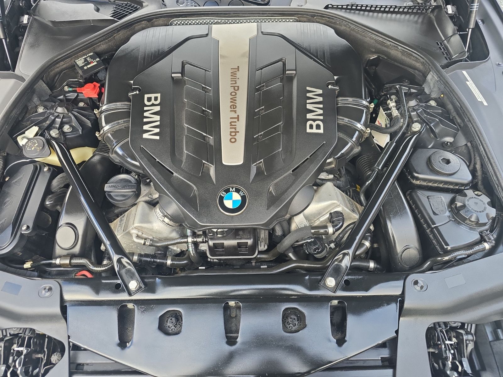 Fahrzeugabbildung BMW 650i Cabrio M-PAKETT,B&O,360,SOFT CLOSE,MASSAGE