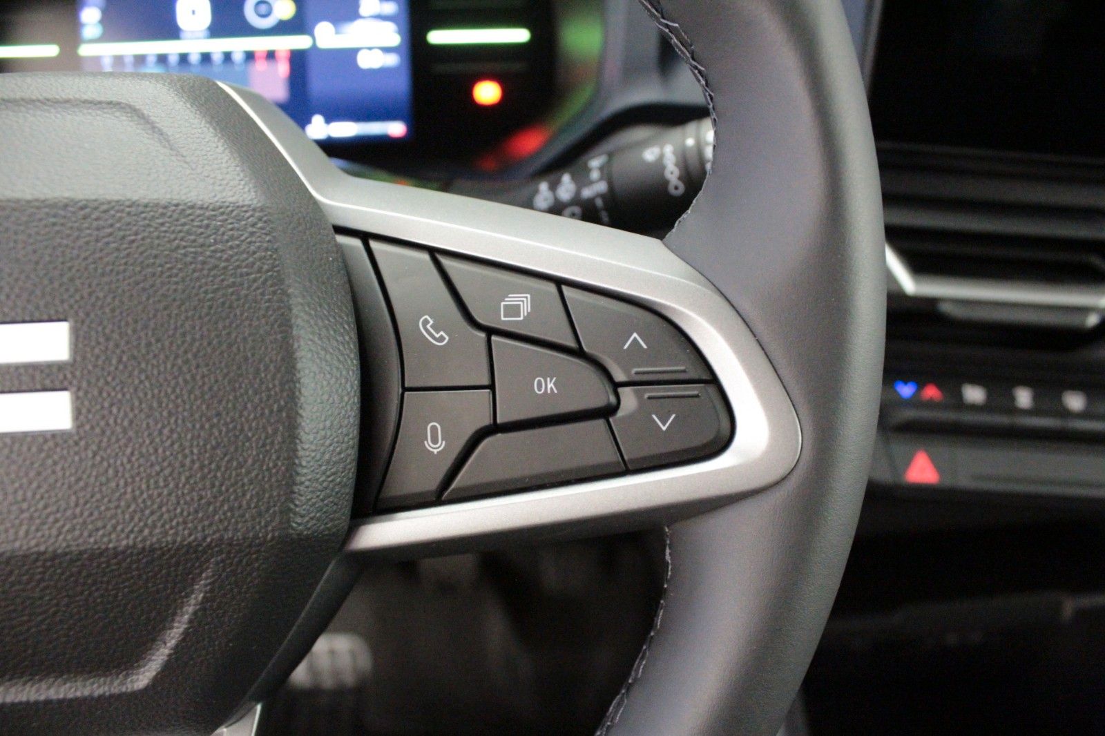Fahrzeugabbildung Dacia Duster mild hybrid 130 Journey *Winterpaket*