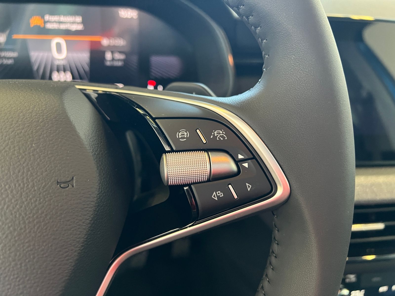 Fahrzeugabbildung SKODA Kamiq Selection 1.0 TSI DSG *AHK, LED, SmartLink