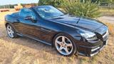 Mercedes-Benz SLK 200 - - Mercedes-Benz SLK 200: Roadster