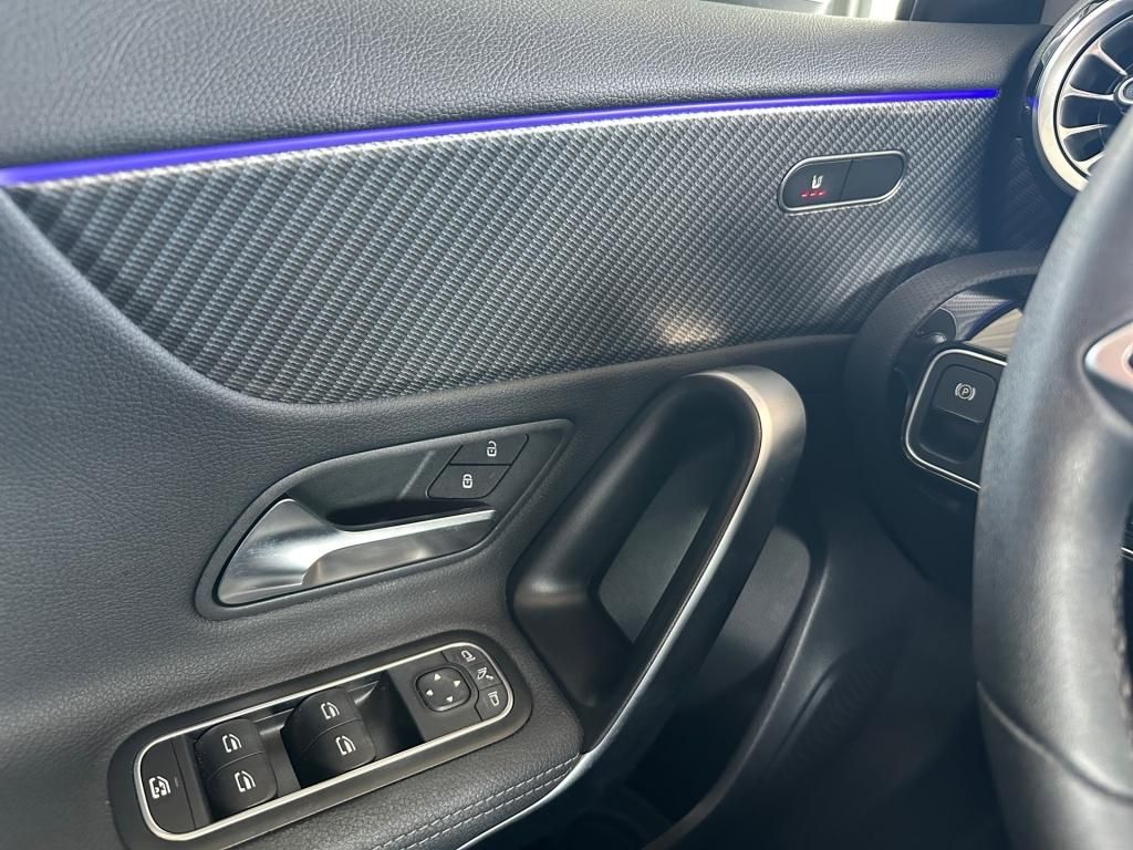 Fahrzeugabbildung Mercedes-Benz A 220 4M Progressive Navi SHZ Ambie. KeyLess LED
