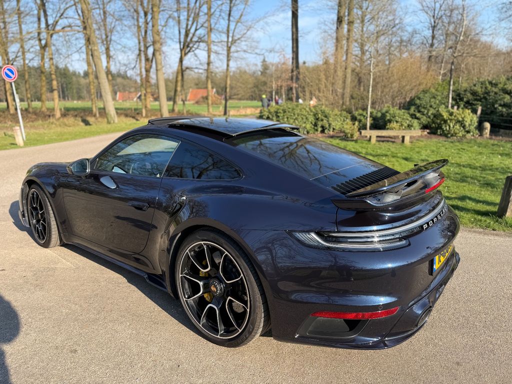 Image of Porsche 992