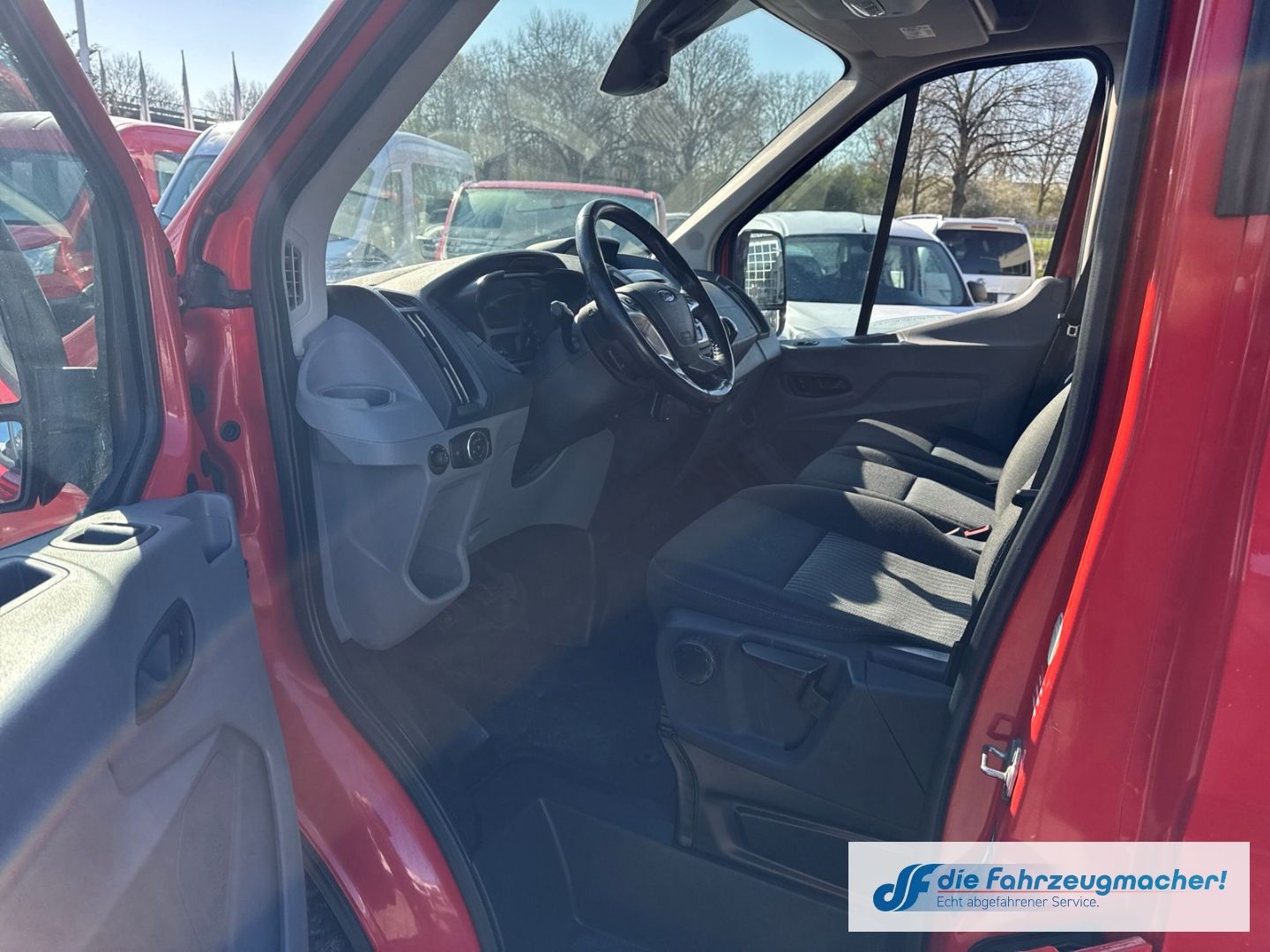 Fahrzeugabbildung Ford Transit Kasten 350 L2 Trend 2.0 TDCi DPF