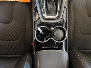 Ford Mondeo Lim *TEMPO*NAVI*KEYLESS*PANO*2-Zonen*