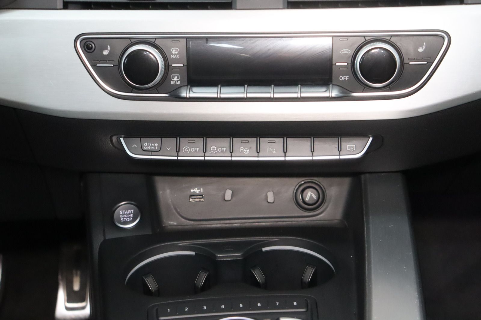 Fahrzeugabbildung Audi A5 Cabriolet 3.0 TDI Quattro S-line