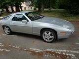 Porsche 928 S4 - silberne Porsche 928