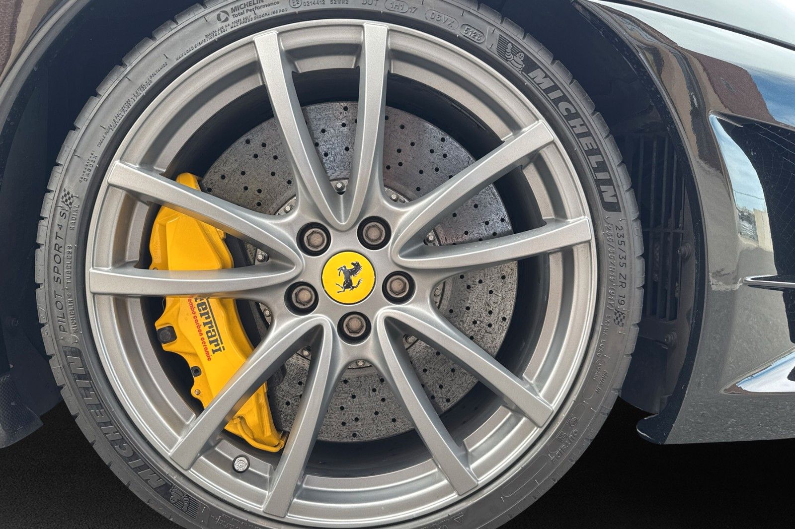 Fahrzeugabbildung Ferrari 430 Scuderia Spider 16M*Full Carbon*TOP