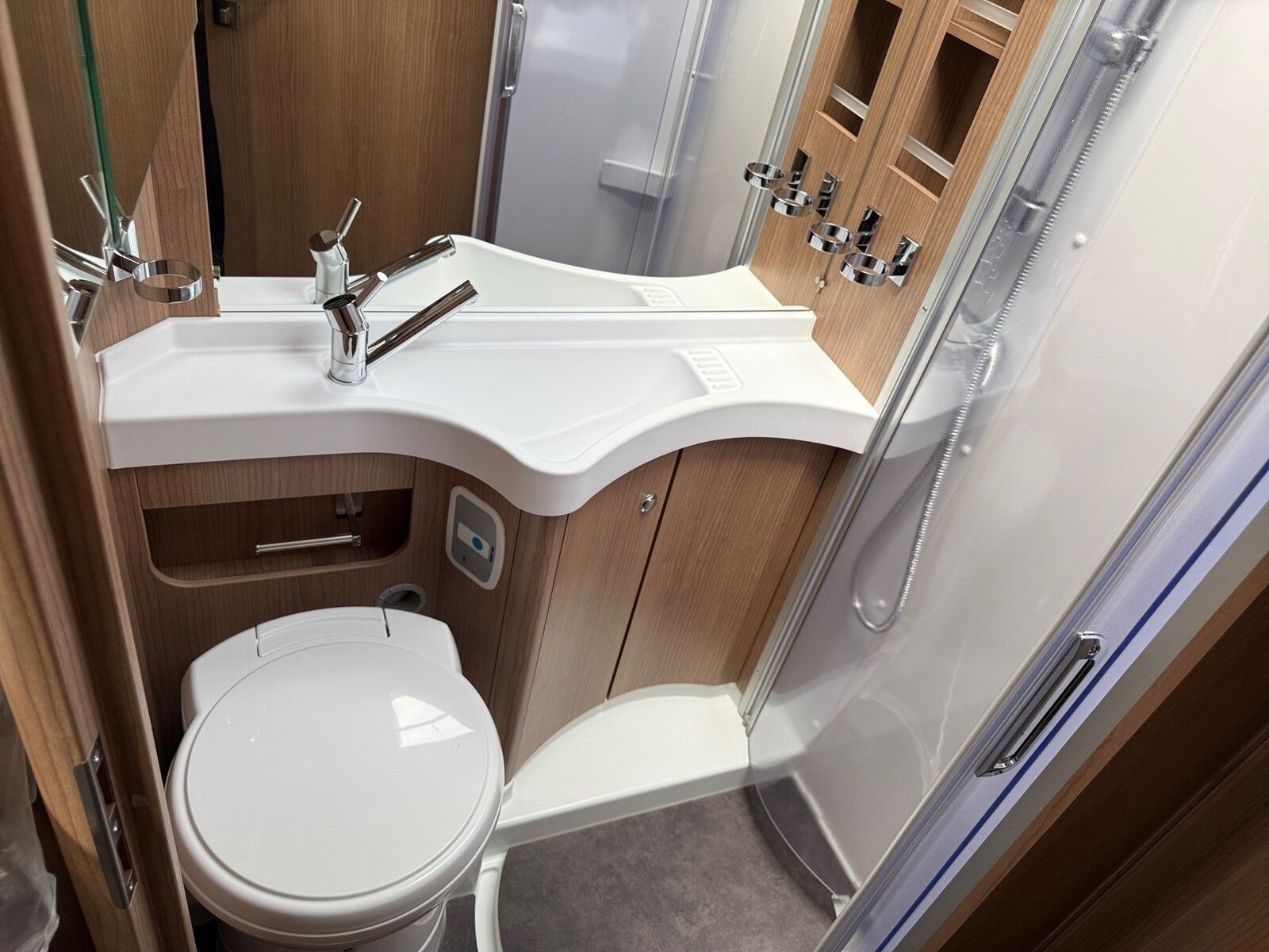 Fahrzeugabbildung Malibu I 430 KB LE comfort Klimaautomatik, Radio DAB