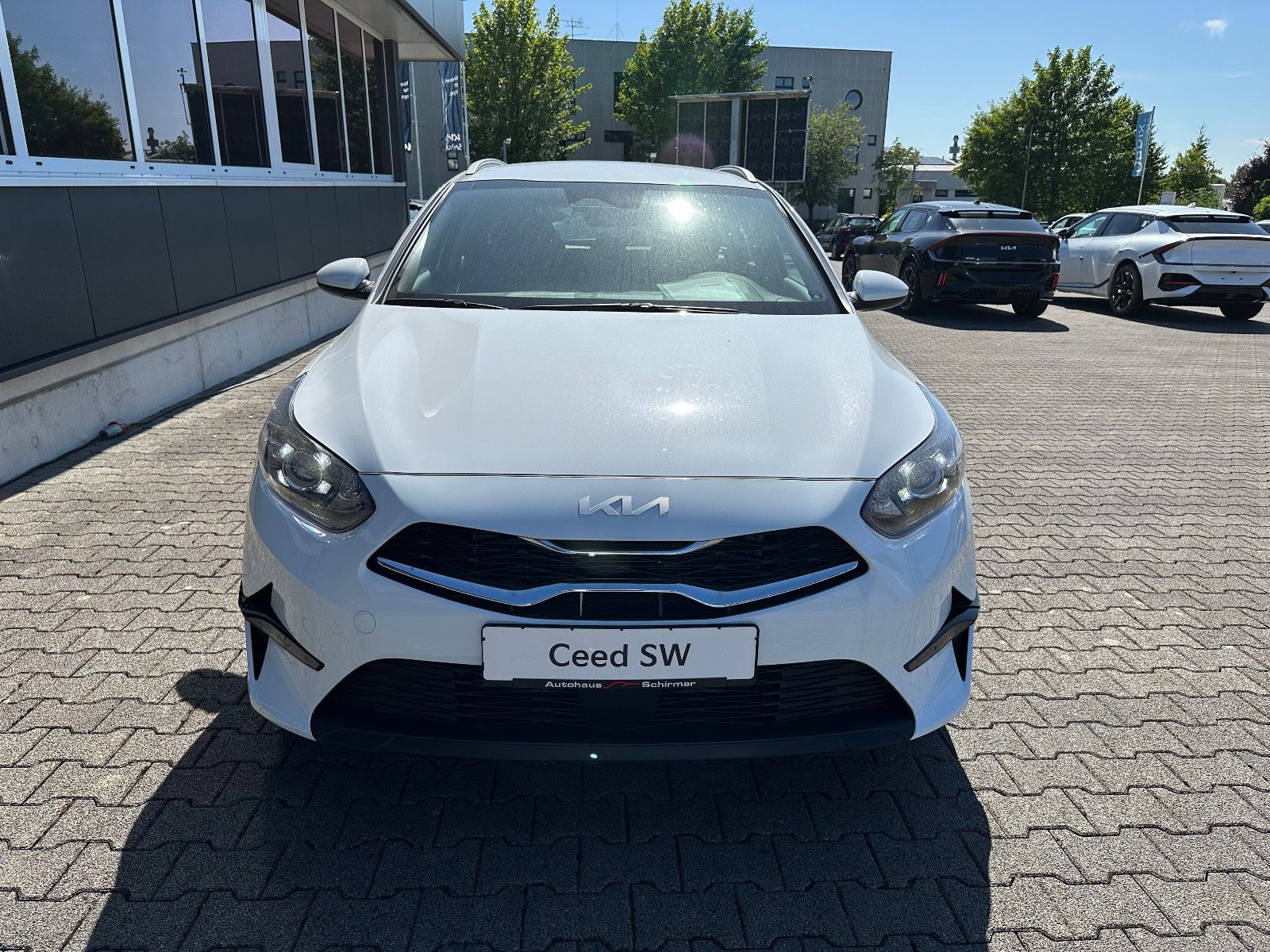 Fahrzeugabbildung Kia Ceed Sportswagon 1.5T 140PS DCT7 VISION KOMF+
