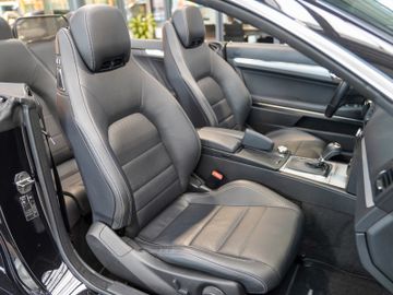 Mercedes E 220 - 11