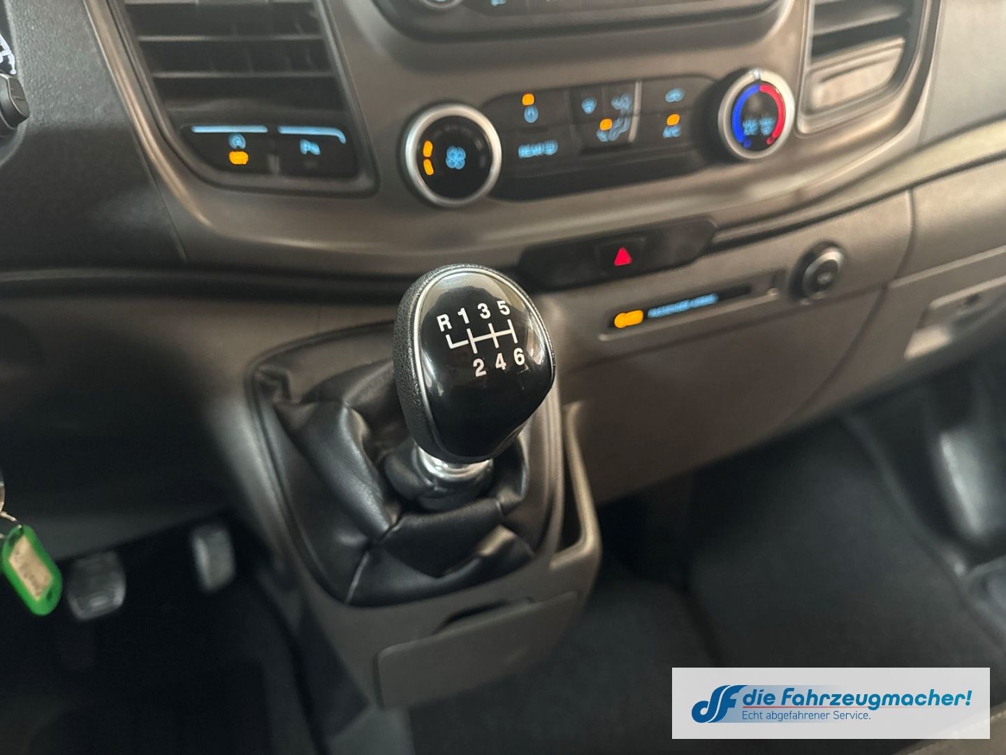 Fahrzeugabbildung Ford Transit Custom Tourneo i 320 L1 Trend *6148*KLIM