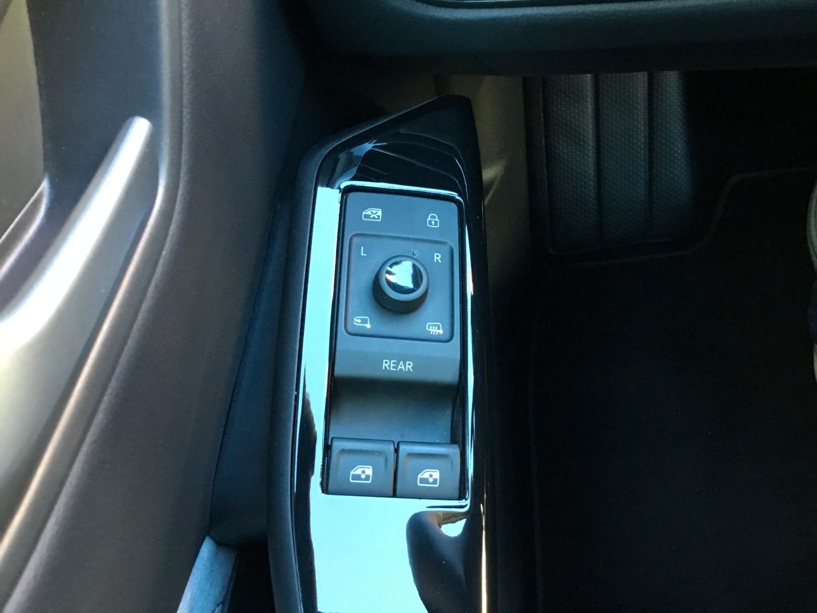 Fahrzeugabbildung Volkswagen ID.3 Move 58 kWh Pro+Kamera+ACC+19"+Navi