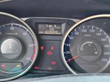 Hyundai ix35 1.7 CRDi FIFA World Cup EDITION 2WD FIF... - Hyundai ix35 aus 2014 mit Diesel-Antrieb: Geländewagen