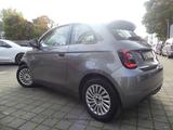 Fiat 500e Action 70KW Elektro AUT/SPURHALTE - graue Fiat 500e