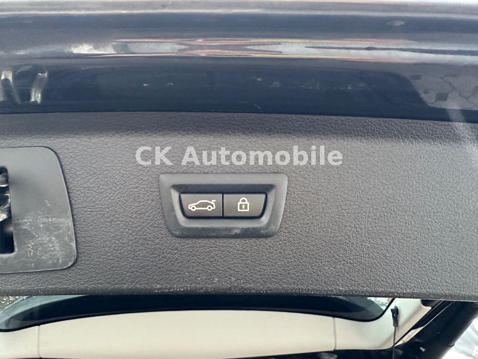 Fahrzeugabbildung BMW 218d Active Tourer Advantage/LED/SHZ/PDC