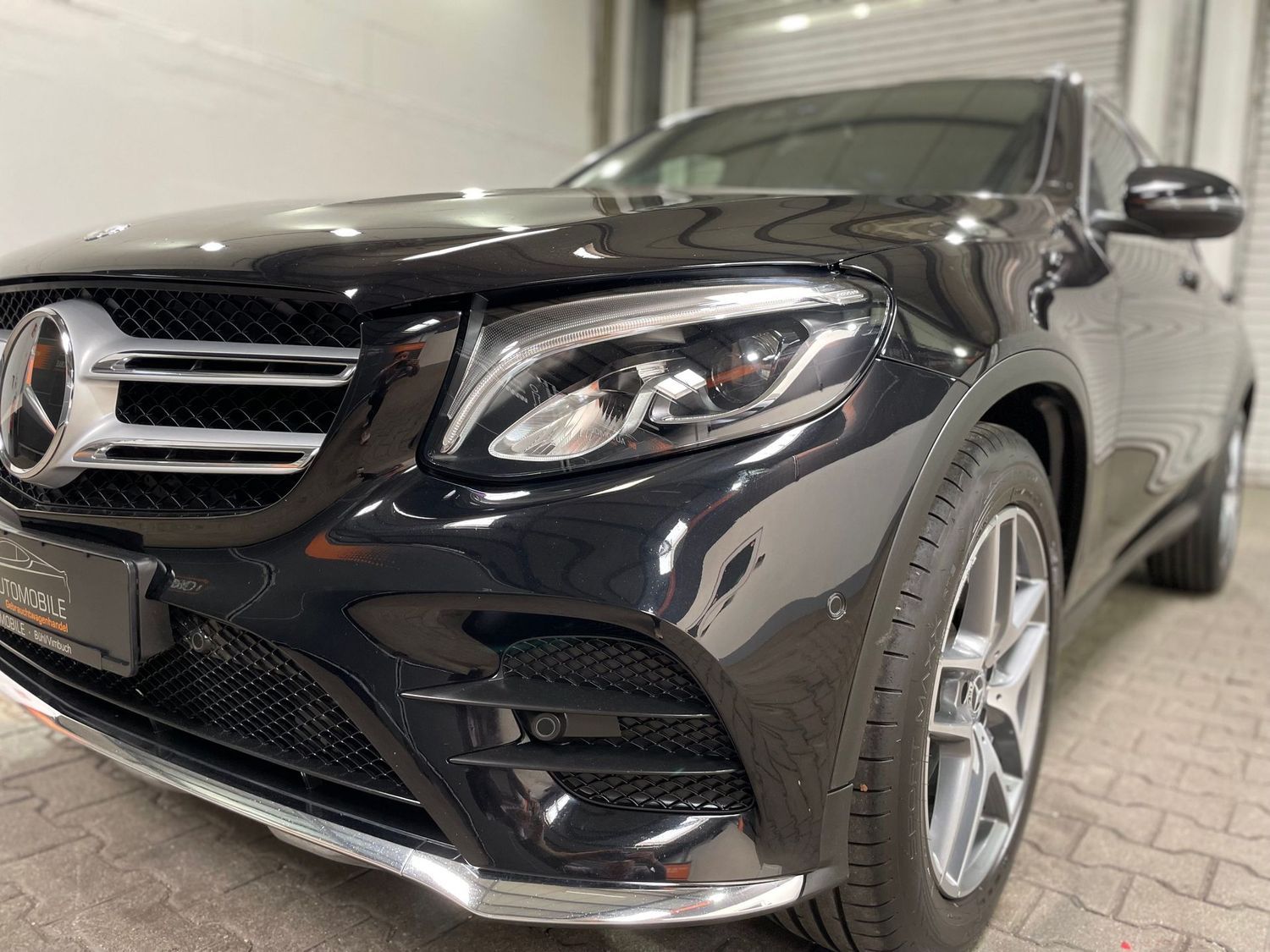 Fahrzeugabbildung Mercedes-Benz GLC 220 d 4M AMG #Distr.#Kamera#LED#Alcantara
