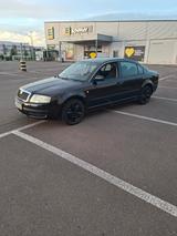 Skoda Superb 2.0 Comfort Comfort Tüv Neu 06/2028 - gebrauchte Skoda Superb aus dem Jahr 2003