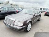 Mercedes-Benz 220E*GARANTIE*H-ZULASSUNG*AUTOMATIK*KLIMA*SCHIEB - Mercedes-Benz 220: A