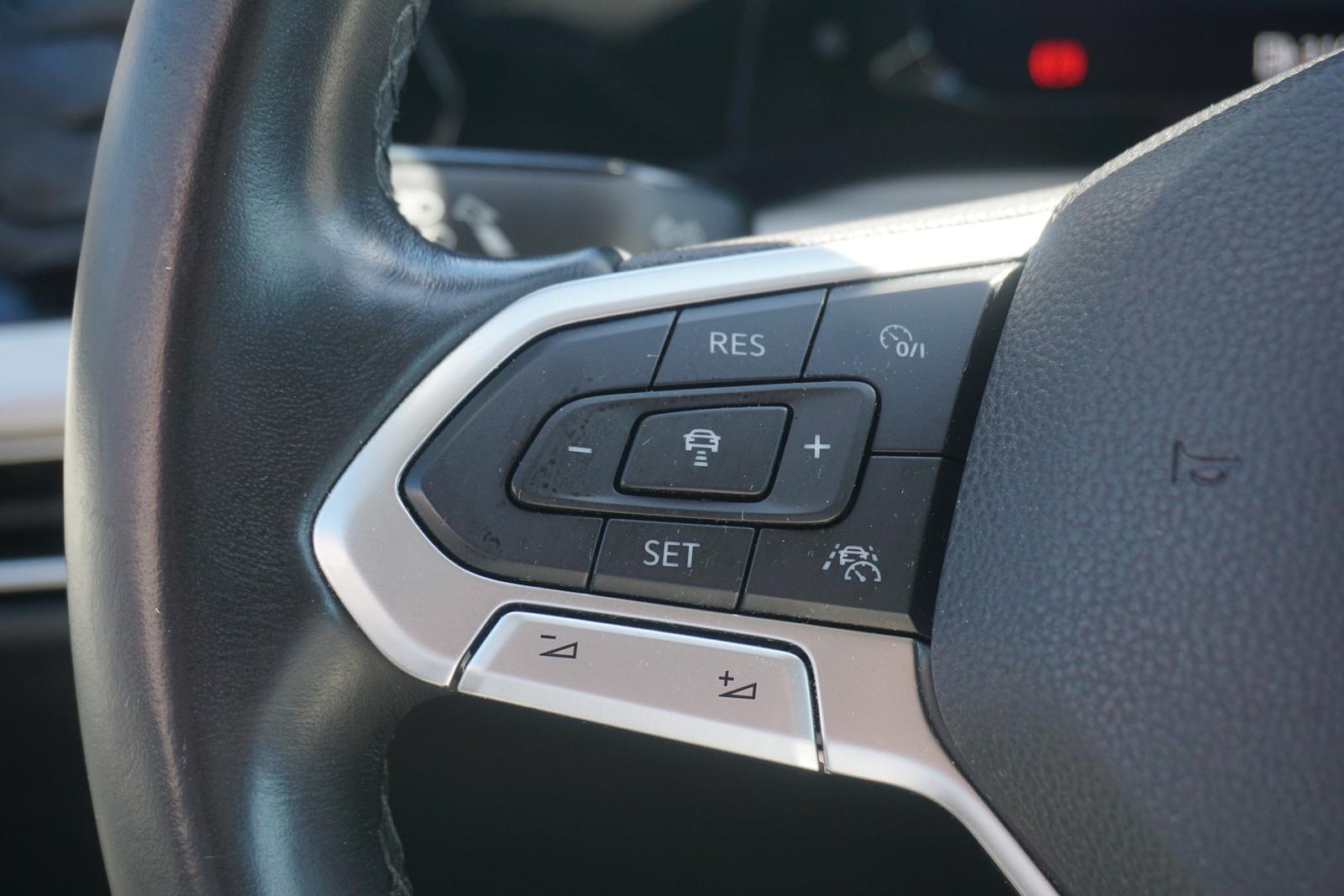 Volkswagen Golf VIII 1.5 TSI Life LED Navi App-Connect ACC, миниатюра 20