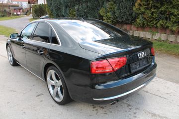 Audi A8 - 6