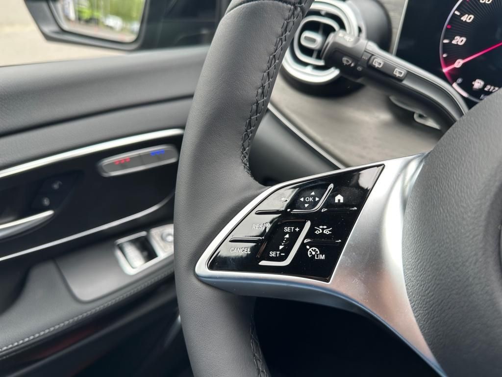 Fahrzeugabbildung Mercedes-Benz V 300 d AVANTGARDE Extralang AIRMATIC AMG STH