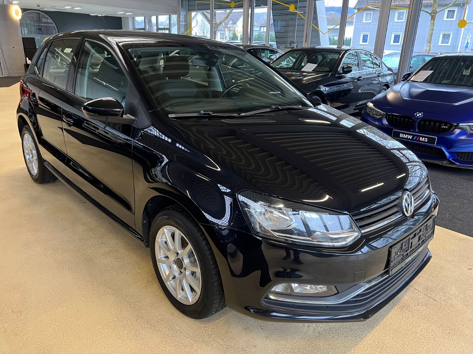 Fahrzeugabbildung Volkswagen Polo V Comfortline * SCHECKHEFTGEPFLEGT*2.HAND*