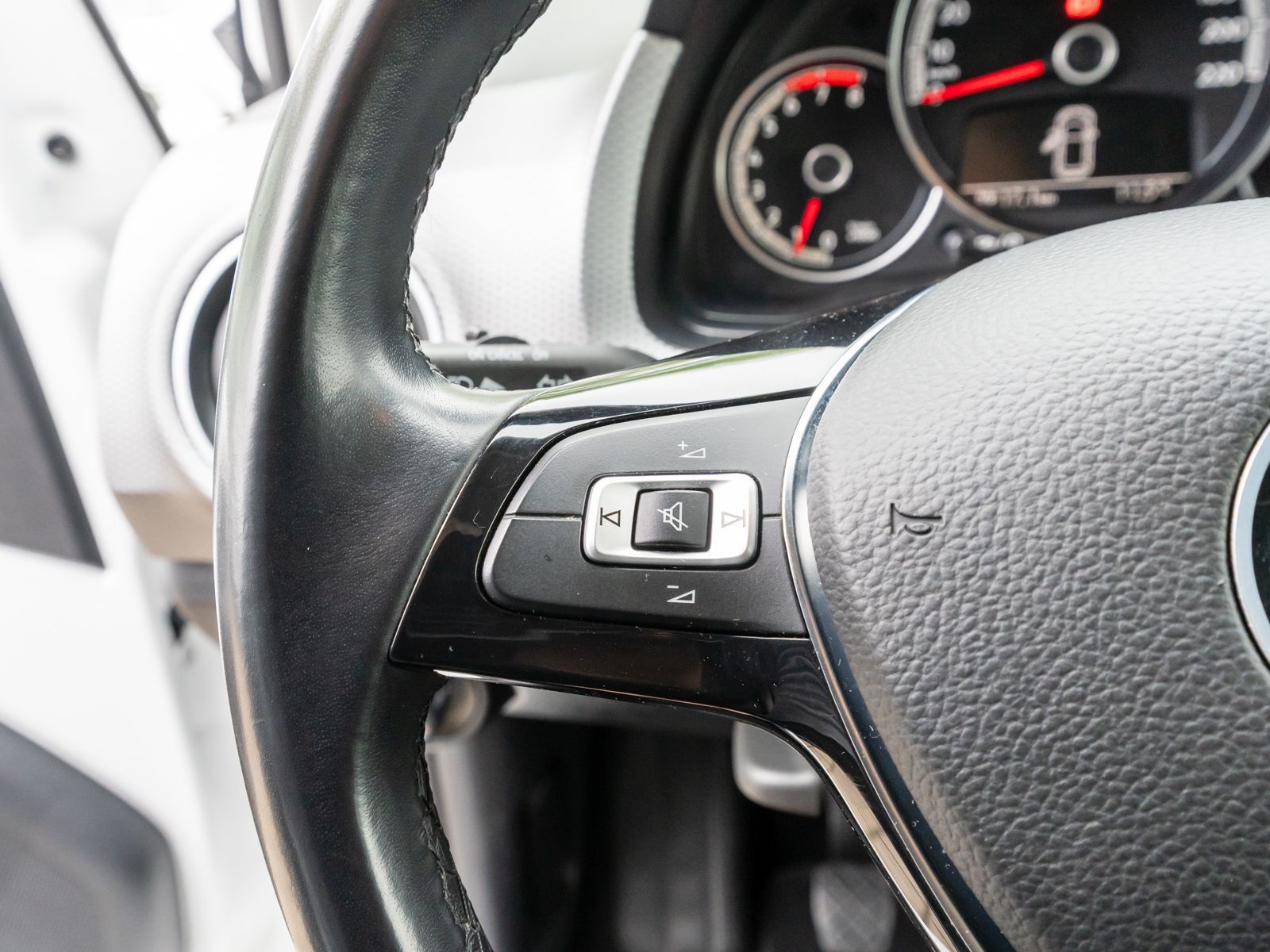 Volkswagen up! - Bild 18