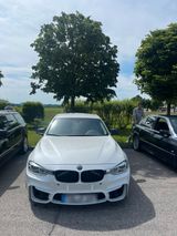 BMW f30 320i - BMW 320: F30