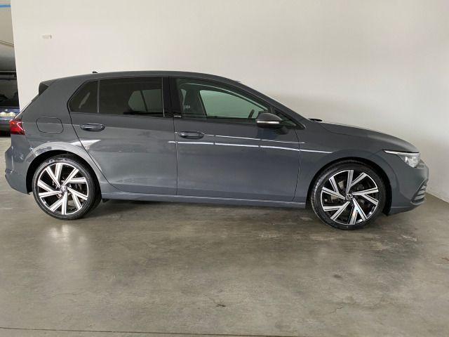 Volkswagen Golf VIII United 1.5 TSI PANO+AHK+NAVI
