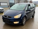 Ford Galaxy Ghia 2.0TDCI/PANO/TEILLEDER/7SITZER/KLIMA - gebrauchte Ford Galaxy aus dem Jahr 2006
