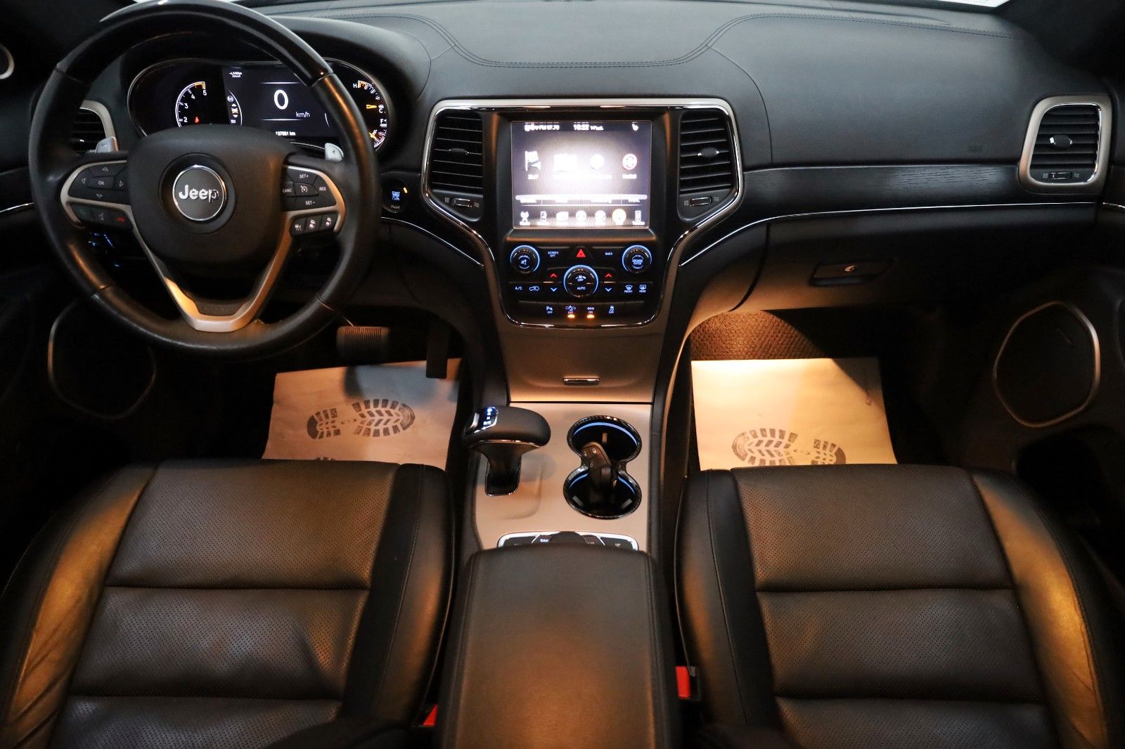 Fahrzeugabbildung Jeep Grand Cherokee 3.0 CRD Summit Panorama,Harman/K