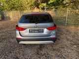 BMW X1 Baureihe X1 18 i sDrive GJR PDC V+H - gebrauchte BMW X1 aus dem Jahr 2011