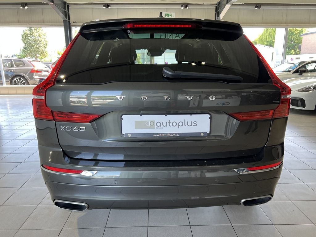 Volvo XC60 D5 Inscription AWD B&W Massage Pano Kamera