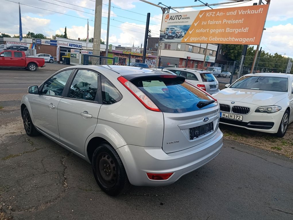 Ford Focus Lim. Style*SITZ-H*TEMPOMAT*KLIMA-A*TÜV NEU