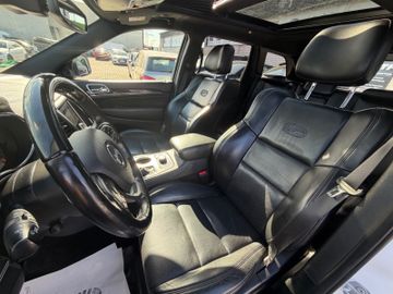 Jeep Grand Cherokee - 10