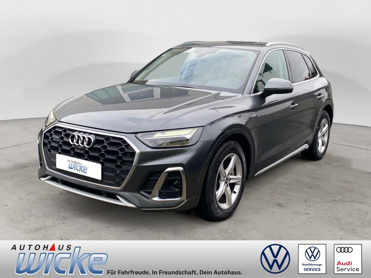 Audi Q5 50 TFSI e quattro S line NAVI KLIMA PANO AHK