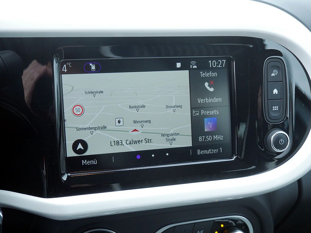 Fahrzeugabbildung Renault Twingo E-Tech Techno KLIMA PDC SHZ KAMERA NAVI