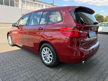 BMW 216 - 6