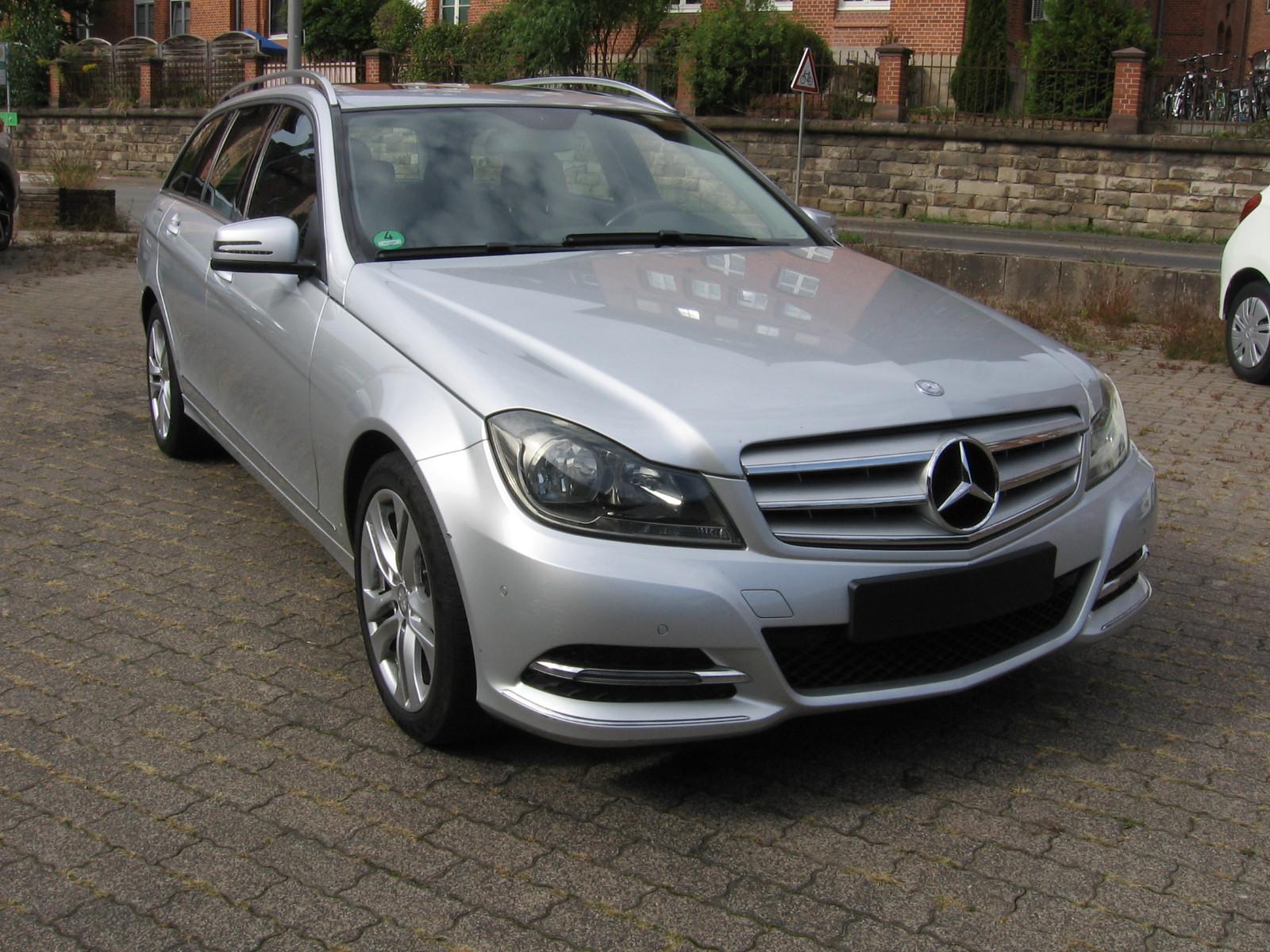 Mercedes-Benz C 180 C T-Modell C 180 CGI BlueEfficiency