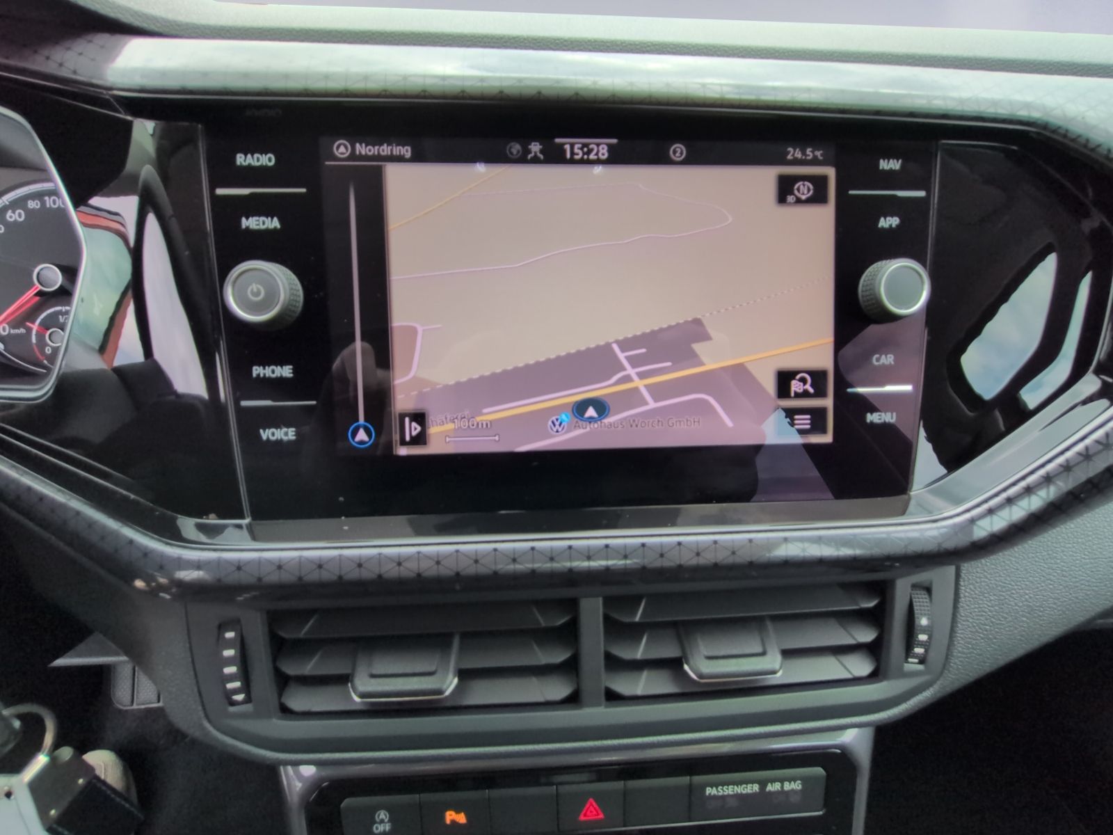 T-Cross 1.0 TSI Style NAVI+LED+ACC+SHZ+