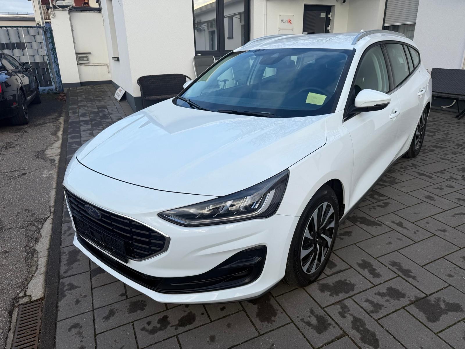 Ford Focus Turnier Titanium LED Automatik