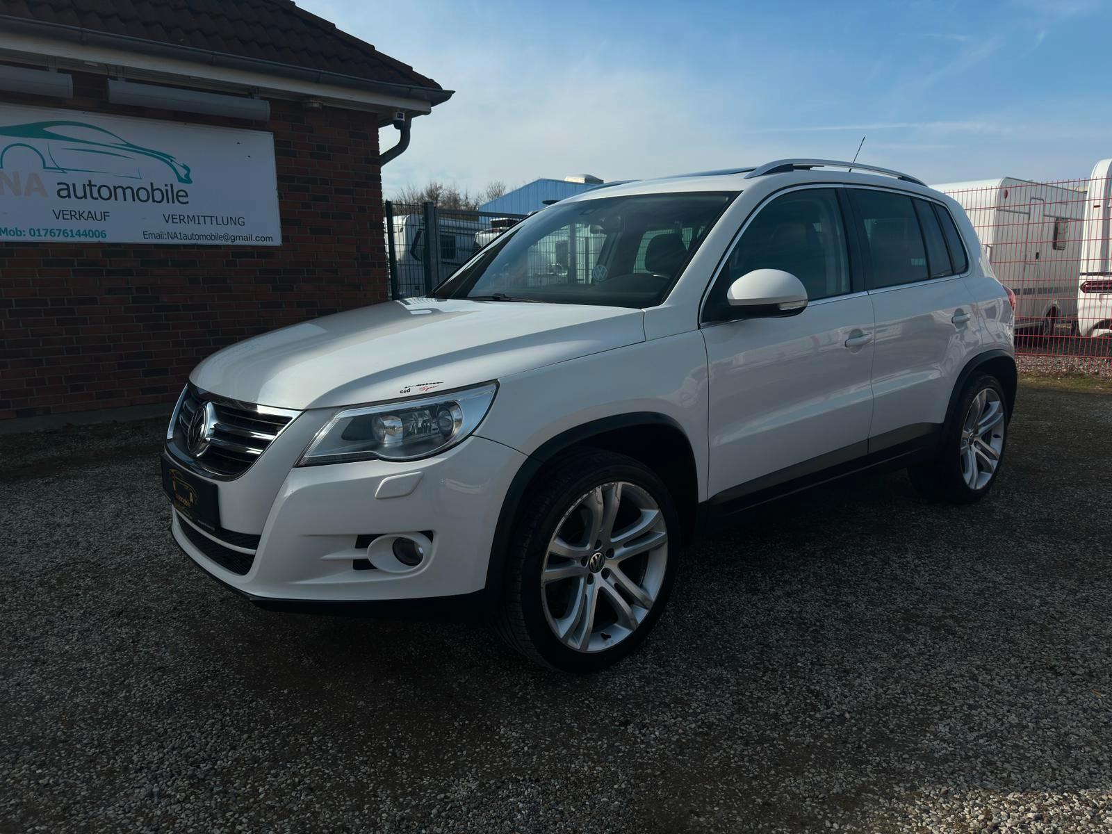 Volkswagen Tiguan Sport & Style 4Motion/PANO/KAMERA/AHK/