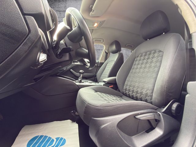 Audi A3 Sportback TDI S line*NAVI*LED*SHZ*PDC*KEY-GO