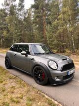 MINI John Cooper Works Coupé - graue MINI Coupe Serie