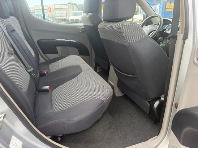 Mitsubishi L200 Invite Doppelkabine 4WD