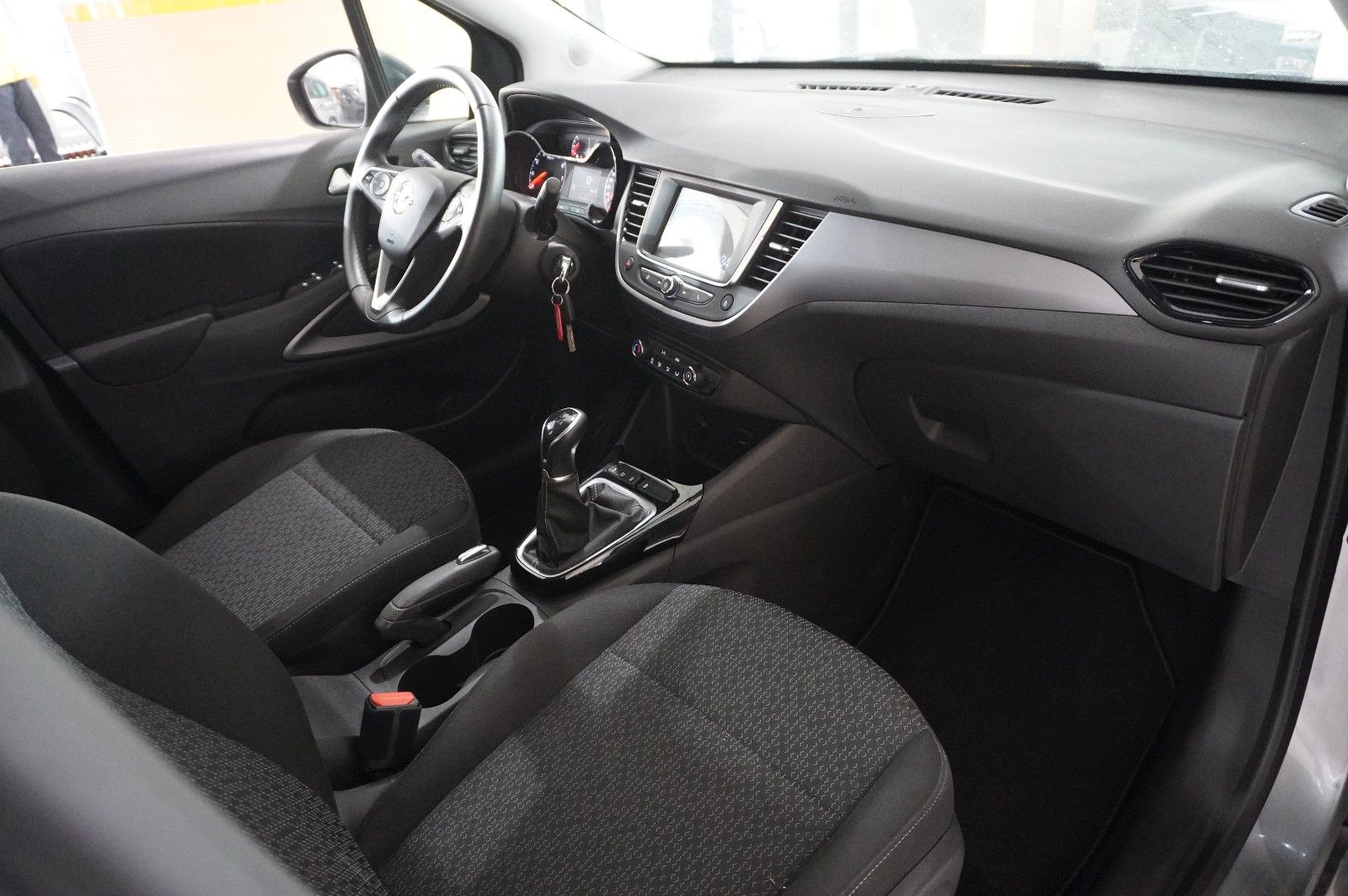 Fahrzeugabbildung Opel Crossland (X) 1.2 EDITION NAVI/LED/KAMERA/DAB+