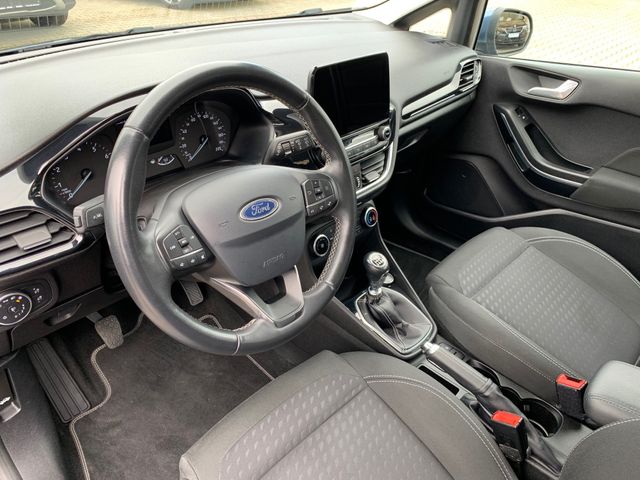 Fahrzeugabbildung Ford Fiesta 1,0 Titanium+5-Türer+CarPlay+Sportsitze