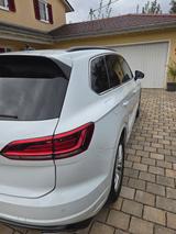 Volkswagen Touareg 3.0 V6 TDI 210kW 4MOTION Tiptronic - - gebrauchte VW Touareg aus dem Jahr 2018