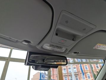 Ford Tourneo Courier Trend Tempomat  Digitaler Tacho